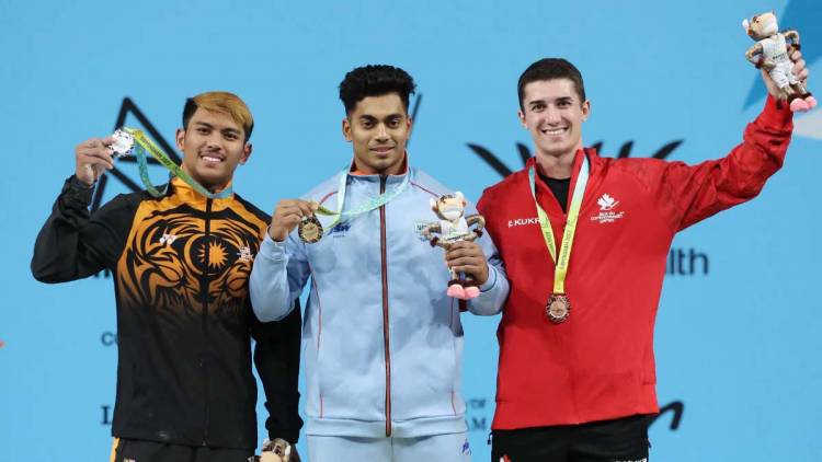 Commonwealth Games 2022: Manual labourer’s son Achinta Sheuli remembers father and brother’s sacrifices after winning gold